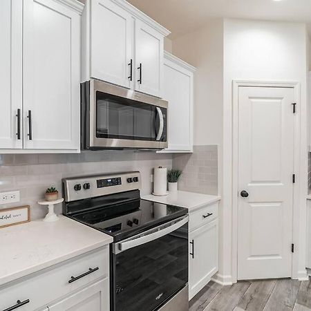 Gorgeous New Townhome/Charlotte! Extérieur photo