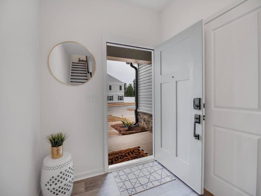Gorgeous New Townhome/Charlotte! Extérieur photo