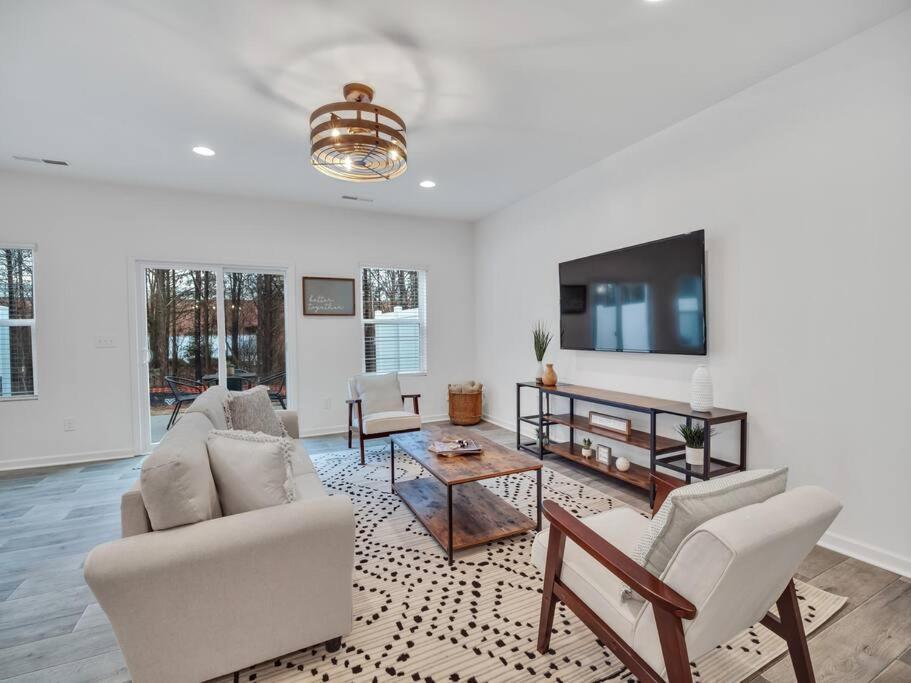 Gorgeous New Townhome/Charlotte! Extérieur photo