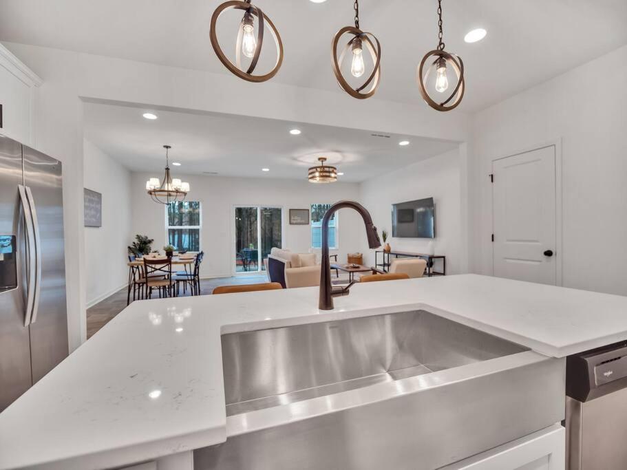 Gorgeous New Townhome/Charlotte! Extérieur photo